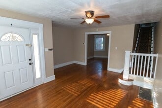335 Stuart Ave in Downingtown, PA - Foto de edificio - Building Photo
