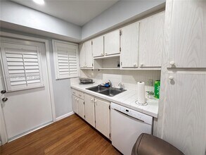 2461 SW 82nd Ave in Davie, FL - Building Photo - Building Photo