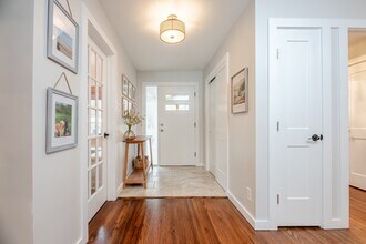 245 Birch Ln in Webster, NY - Foto de edificio - Building Photo