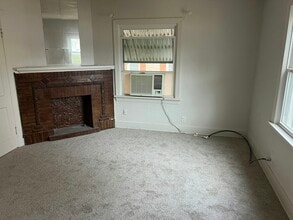 224 E 7th St in Edmond, OK - Building Photo - Building Photo