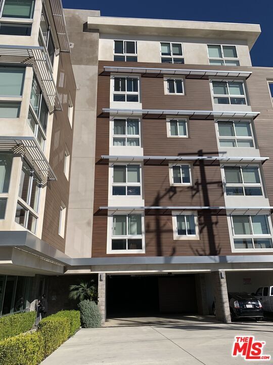 4140 Glencoe Ave in Marina Del Rey, CA - Building Photo - Building Photo
