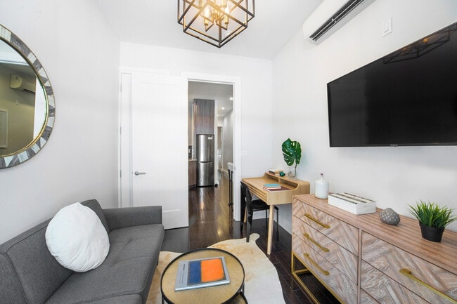 980 3rd Ave, Unit SI ID1051316P