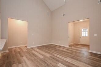 19 Celtic Ct in Adairsville, GA - Foto de edificio - Building Photo