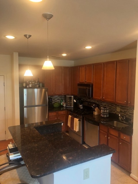 2655 Prosperity Ave, Unit 227 in Fairfax, VA - Foto de edificio - Building Photo