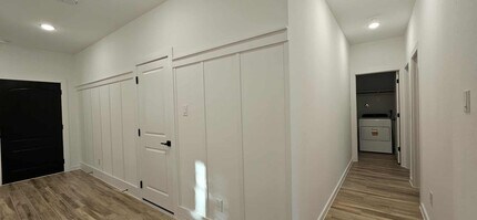 8434 Bay Oaks Dr in Baytown, TX - Building Photo - Building Photo