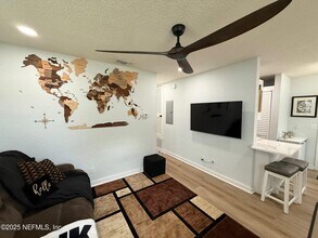 216 9th St S in Jacksonville Beach, FL - Building Photo - Building Photo