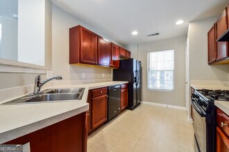 5725 Sable Bay Point in Atlanta, GA - Building Photo - Building Photo