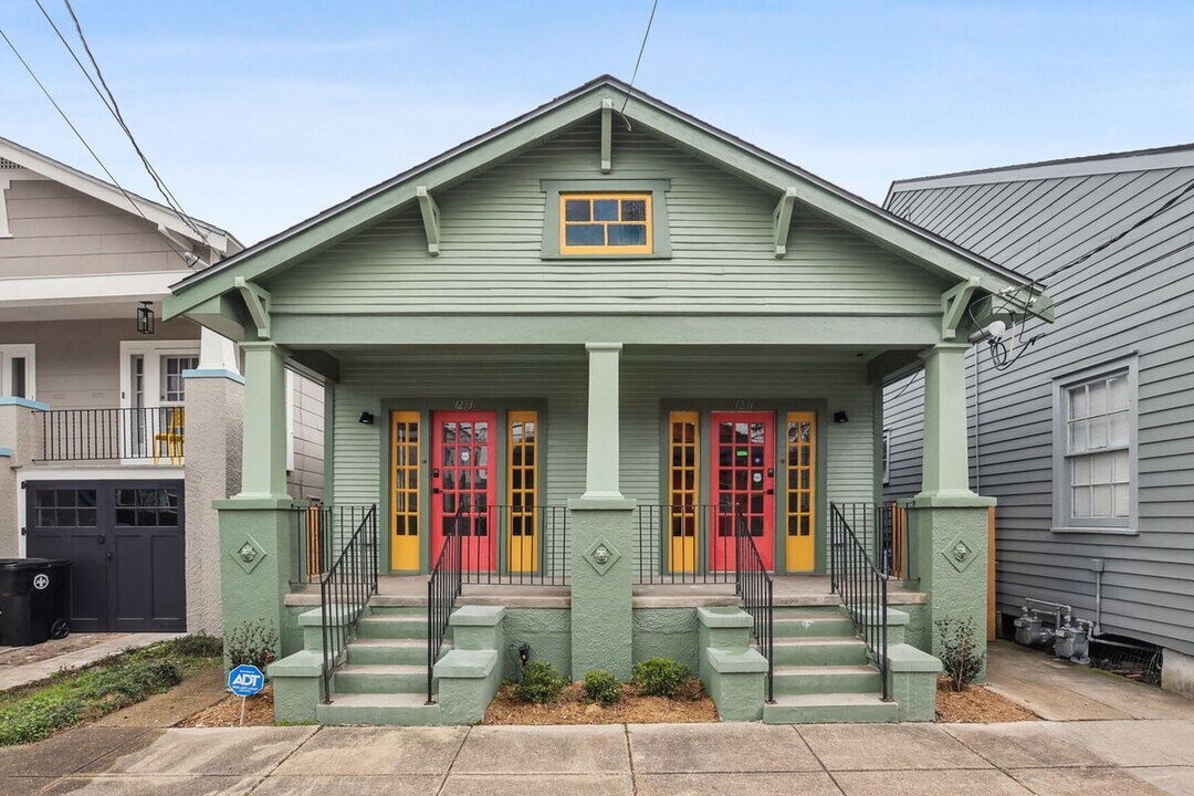 1233 St Ferdinand St in New Orleans, LA - Building Photo