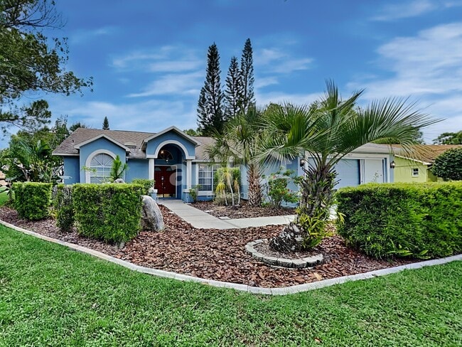 property at 1427 Kinsmere Dr