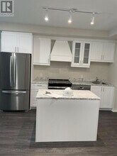 50 Herrick Ave in St Catharines, ON - Building Photo - Building Photo