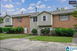 218 Carl Nichols Dr in Pelham, AL - Building Photo