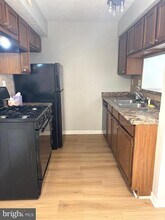 130 Kenwood Dr in Sicklerville, NJ - Building Photo - Building Photo