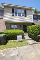 821 Choctaw Ave in Auburn, AL - Building Photo