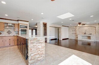 26611 Meadow Ln in Katy, TX - Foto de edificio - Building Photo