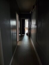 7926 S Paxton Ave, Unit 2nd Fl in Chicago, IL - Building Photo - Building Photo