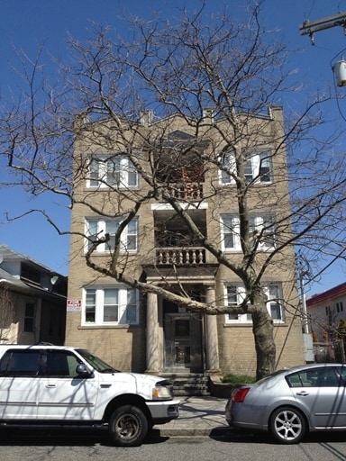 15 N Hartford Ave in Atlantic City, NJ - Foto de edificio - Building Photo