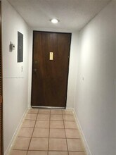 8933 SW 123rd Ct in Miami, FL - Building Photo - Building Photo