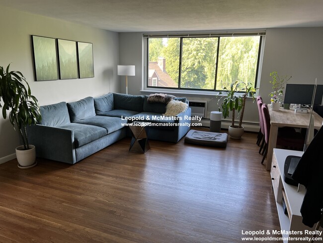 520 Washington St, Unit 12