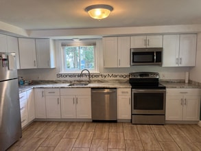 50 Greylock Rd in Bristol, RI - Building Photo - Building Photo