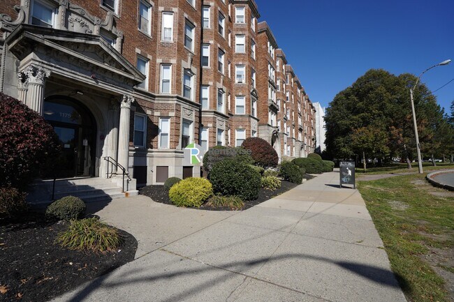 1175 Boylston St in Boston, MA - Building Photo - Building Photo