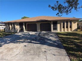101 SE 23rd Pl in Cape Coral, FL - Building Photo