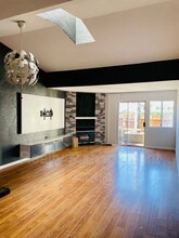 1477 Saddle Way in Oceanside, CA - Foto de edificio - Building Photo