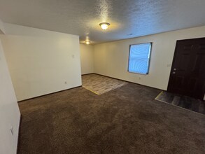 3503 Falling Springs Rd in Sauget, IL - Building Photo - Building Photo