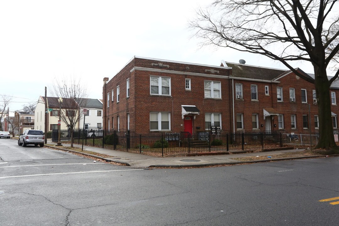 1647 W Virginia Ave NE in Washington, DC - Building Photo