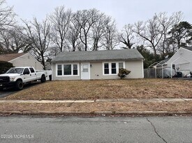 24 Anchor Rd in Barnegat Township, NJ - Building Photo