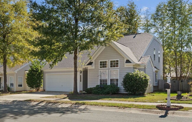 1320 Mallory Ln in Durham, NC - Building Photo - Building Photo