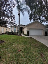 625 Montara Dr in Davenport, FL - Building Photo