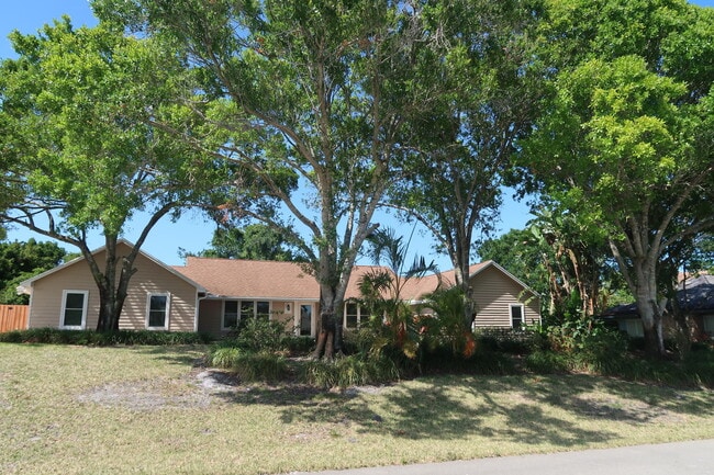 property at 1087 NE Quinn Pl