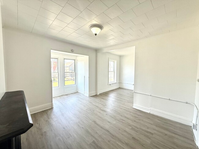 73 Saratoga Ave, Unit 2F