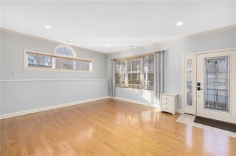 29 Fairview Ave in West Warwick, RI - Building Photo - Building Photo