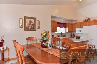 7266 Wimbledon Ct in West Jordan, UT - Building Photo - Building Photo