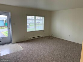 11 Edward Dr in Greencastle, PA - Building Photo