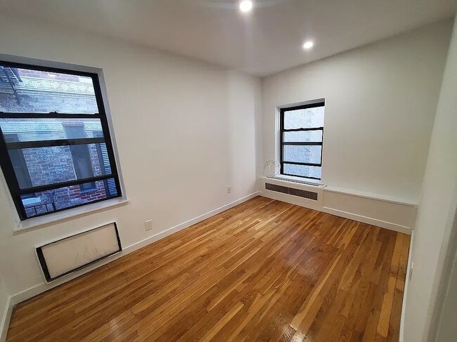 1220 Lexington Ave in New York, NY - Building Photo - Building Photo