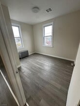 255-257 E 16th St in Paterson, NJ - Building Photo - Building Photo