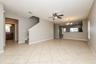 1121 Seminole Sky Dr in Ruskin, FL - Building Photo - Building Photo