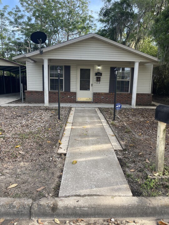 580 SE Nassau St in Lake City, FL - Building Photo