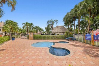 8615 NW 5th Terrace in Miami, FL - Building Photo - Building Photo