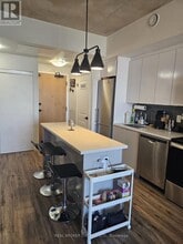 7 Erie Ave in Brantford, ON - Building Photo - Building Photo