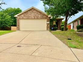 1174 Kielder Cir in Fort Worth, TX - Building Photo