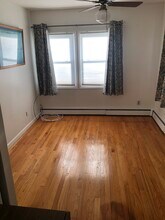 66 Luyster St in Huntington Station, NY - Building Photo - Building Photo