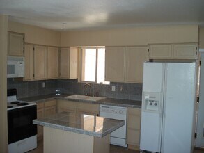 425 E Papago Dr in Tempe, AZ - Building Photo - Building Photo