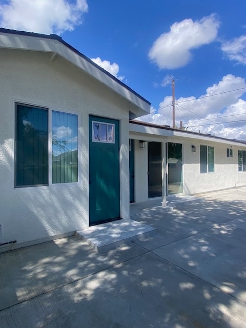 1300 N Sparks St in Burbank, CA - Building Photo - Building Photo