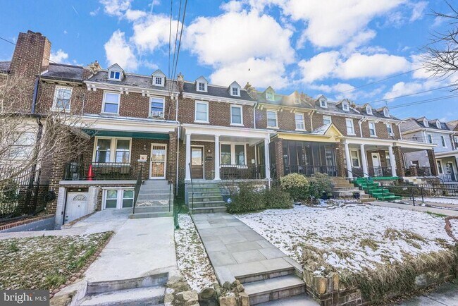 1304 Rittenhouse St NW in Washington, DC - Building Photo - Building Photo