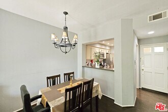 24512 McBean Pkwy in Santa Clarita, CA - Building Photo - Building Photo