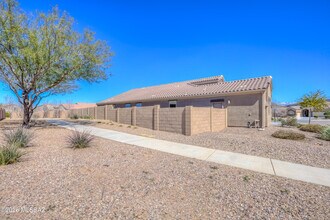 9116 W Silver Cholla Dr in Marana, AZ - Building Photo - Building Photo