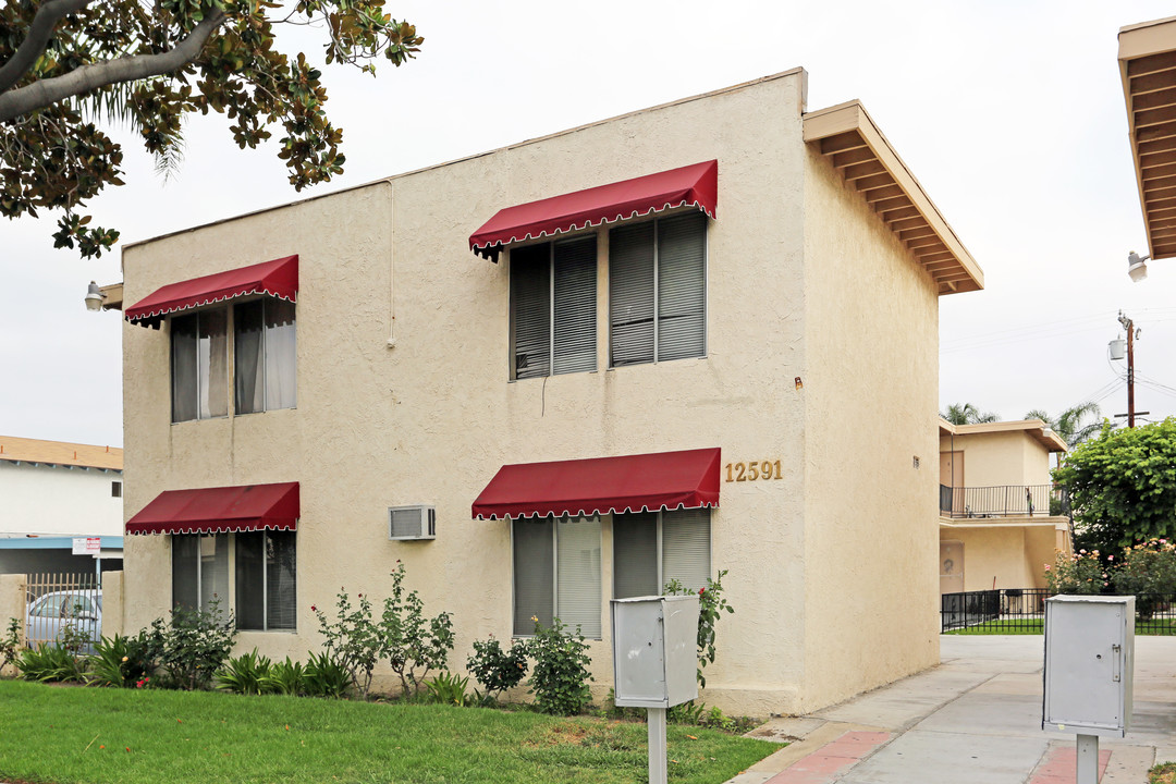 12591 Sunswept Ave in Garden Grove, CA - Building Photo